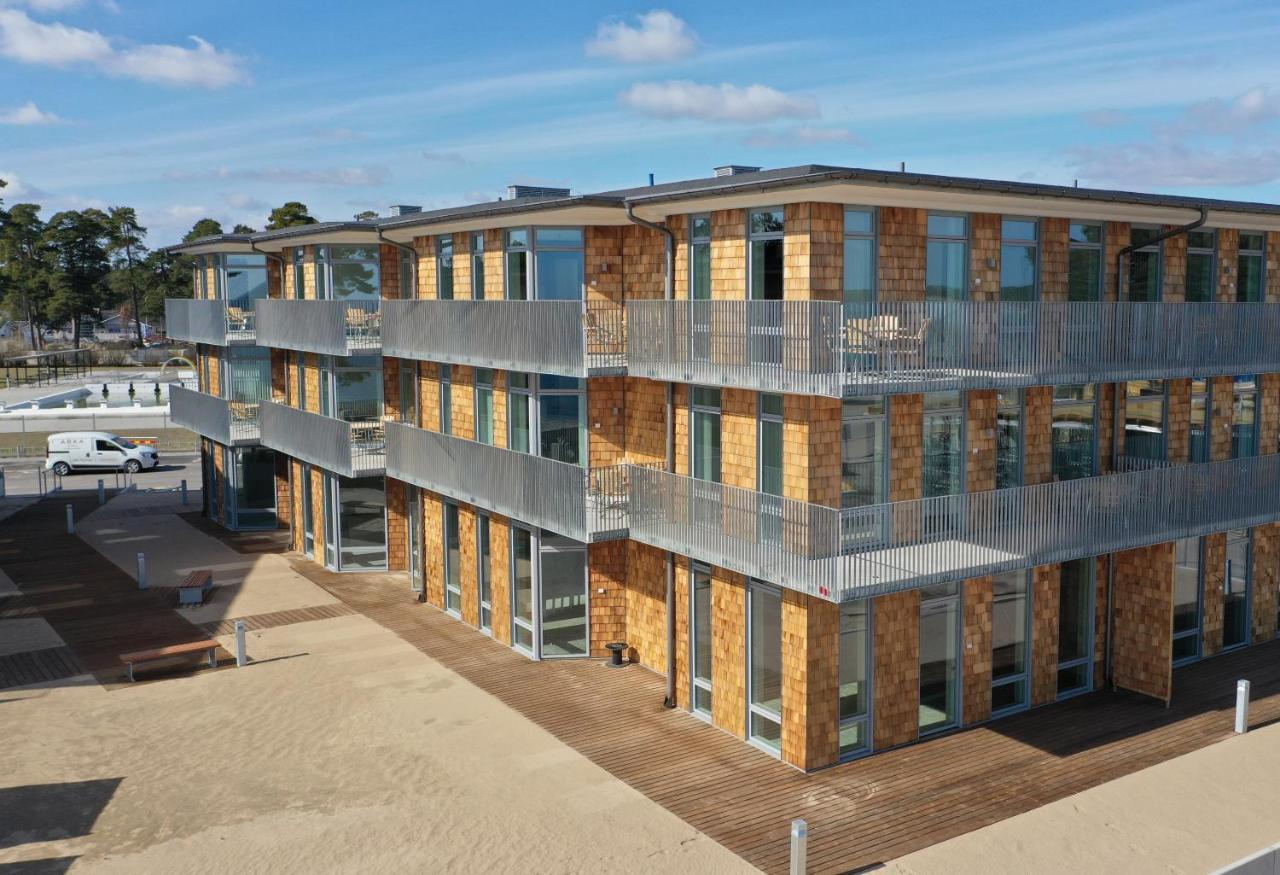Ahusbrygga Apartment Hotel Exterior foto