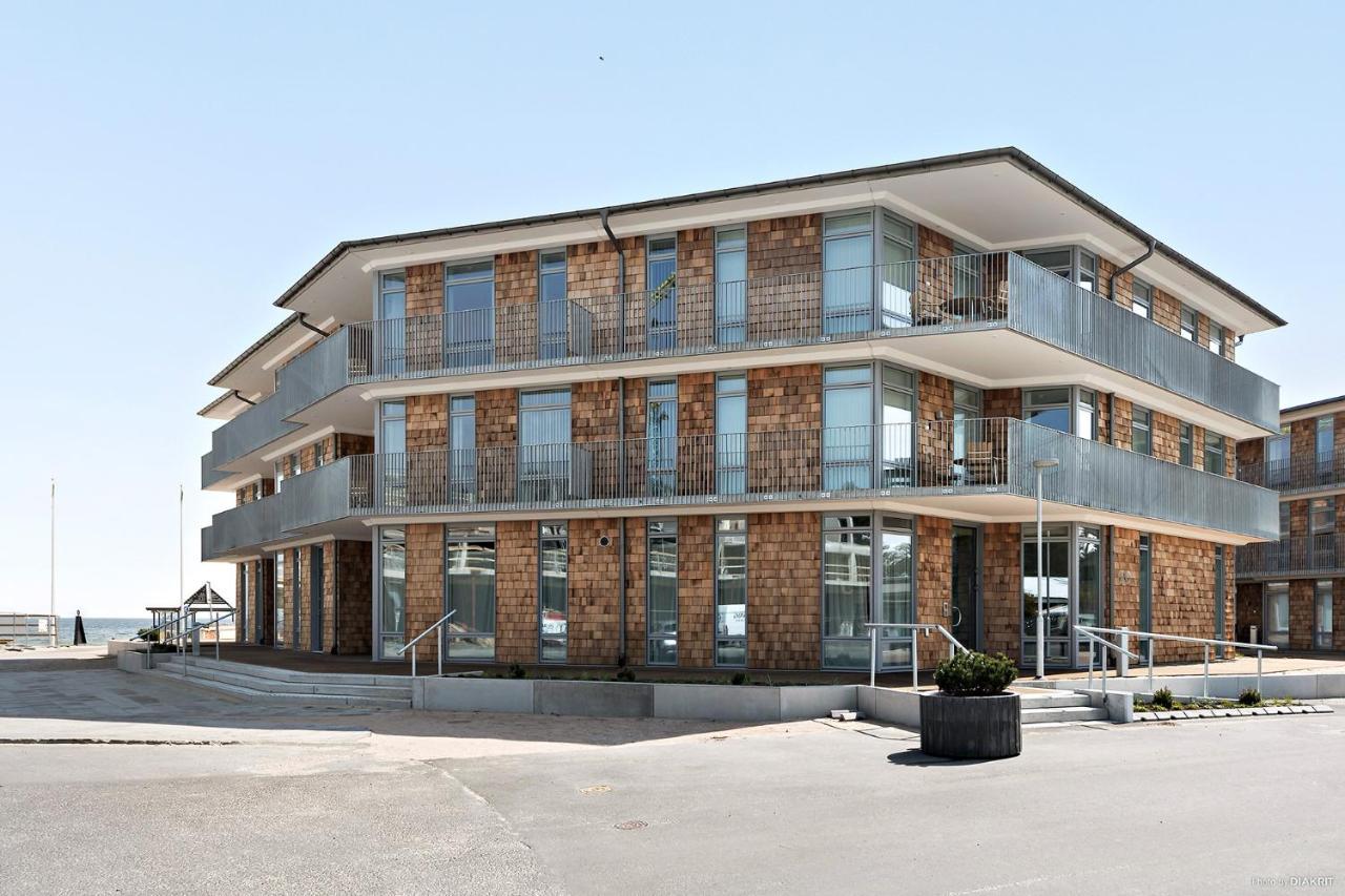 Ahusbrygga Apartment Hotel Exterior foto